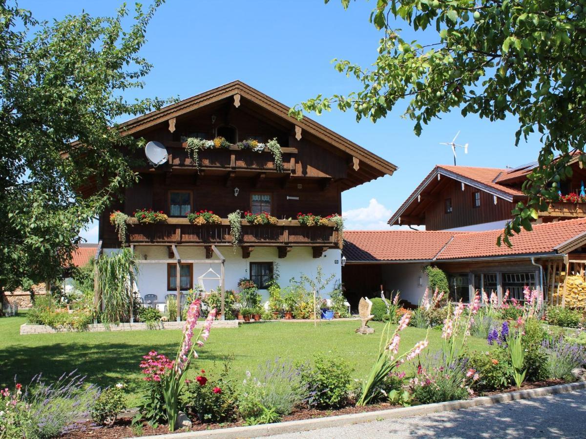 Ferienwohnung Bei Mutti Rottau Екстер'єр фото